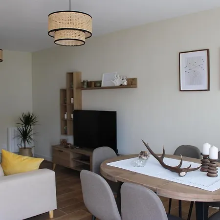 Holiday home El Canxilon: Seaside Retreat In With Ocean Views Lastres